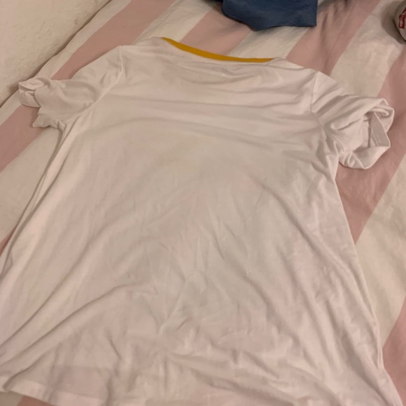 Cute gap shirt - Picture 2 of 2